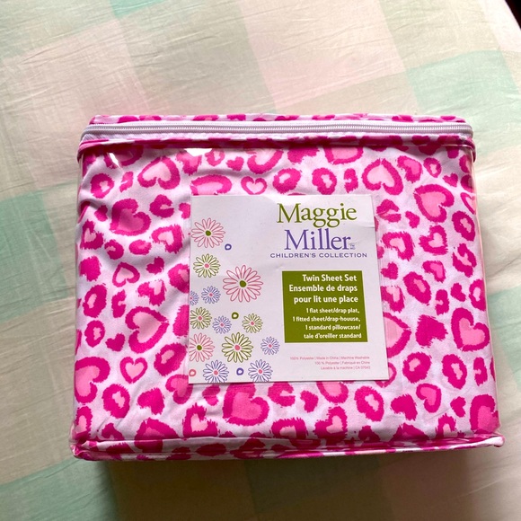 Twin sheets - Picture 1 of 2